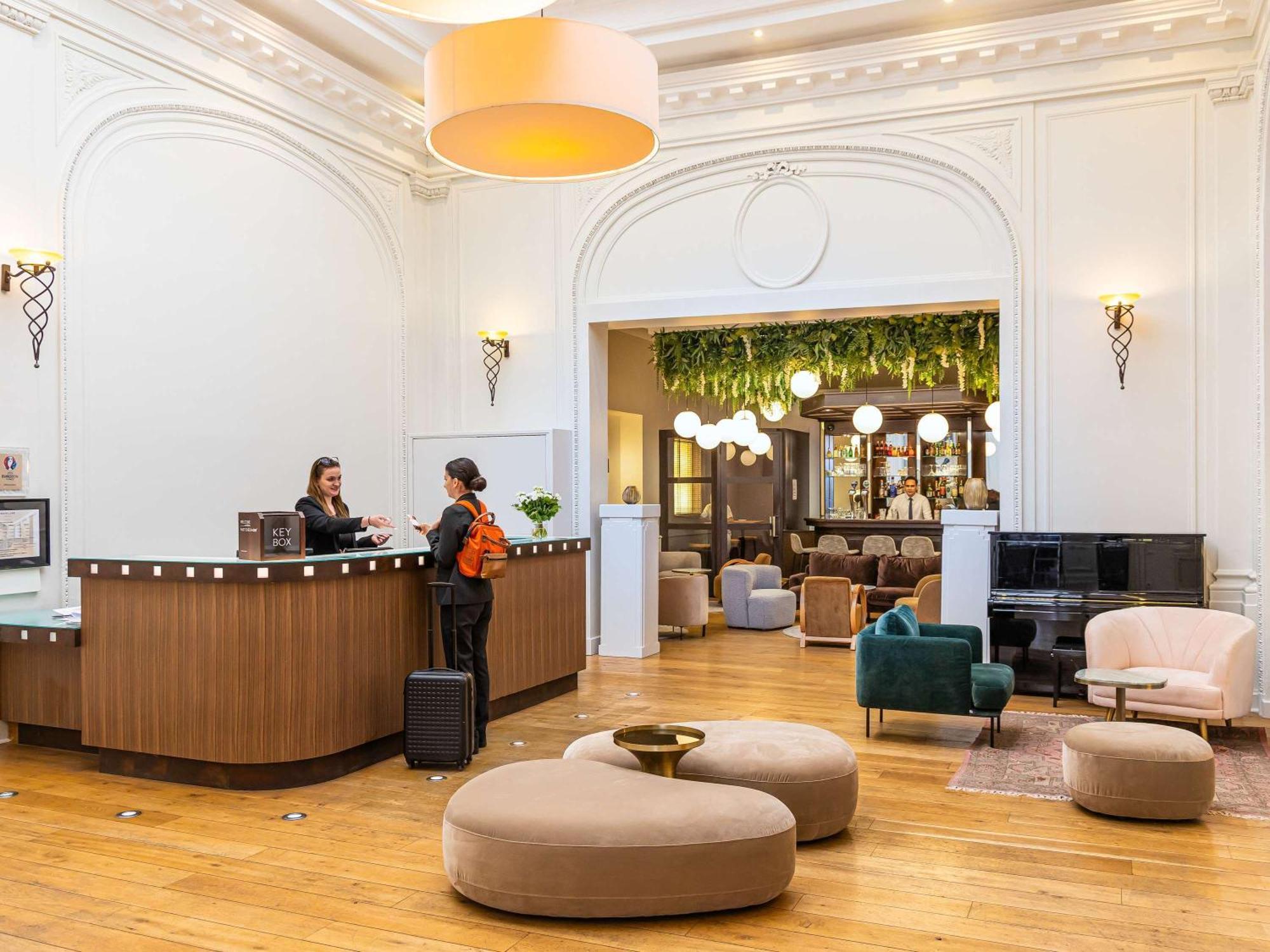Mercure Lille Roubaix Grand Hôtel Exterior foto