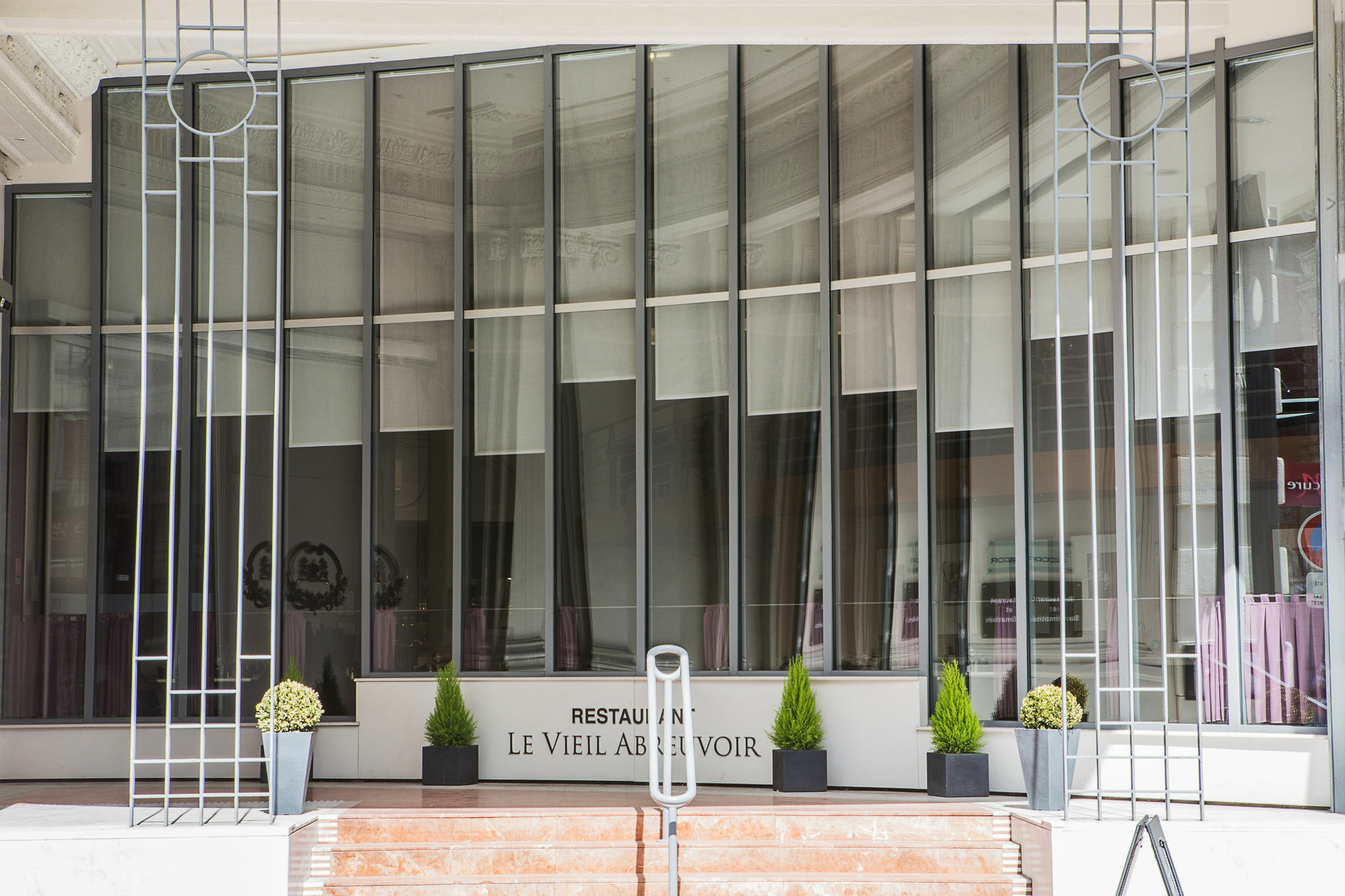 Mercure Lille Roubaix Grand Hôtel Exterior foto